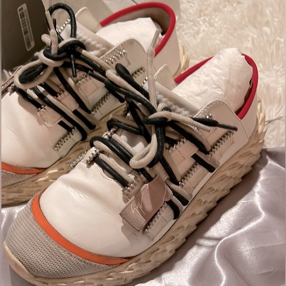 Giuseppe Zanotti women sneakers in size 7 - Picture 3 of 8